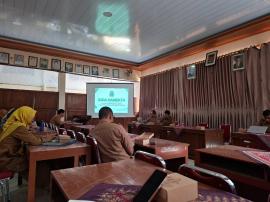 Kamituwa dan Staff Pelayanan Umum Kalurahan Ponjong Hadiri Rakor Optimalisasi Pengelolaan SID